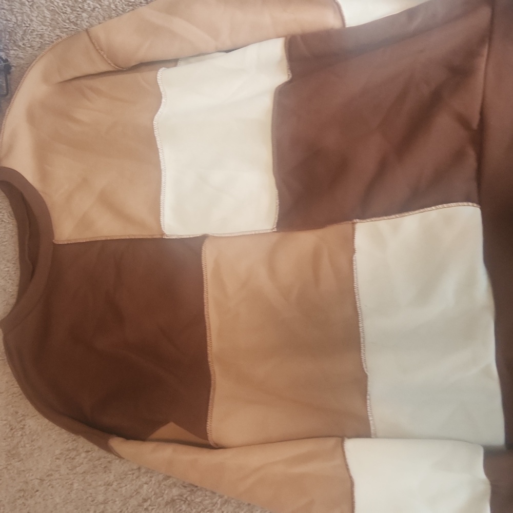 Brown and white sweatshirt